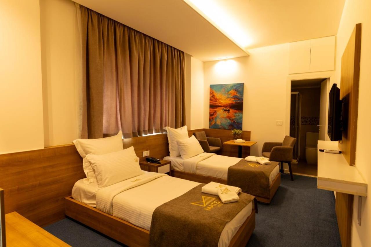 Mateus Hotel & Pool Jounieh Kültér fotó
