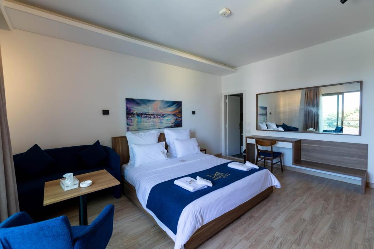 Mateus Hotel & Pool Jounieh Kültér fotó